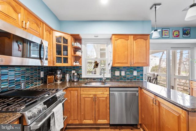 8816 ARLEY DR, Springfield, VA 22153