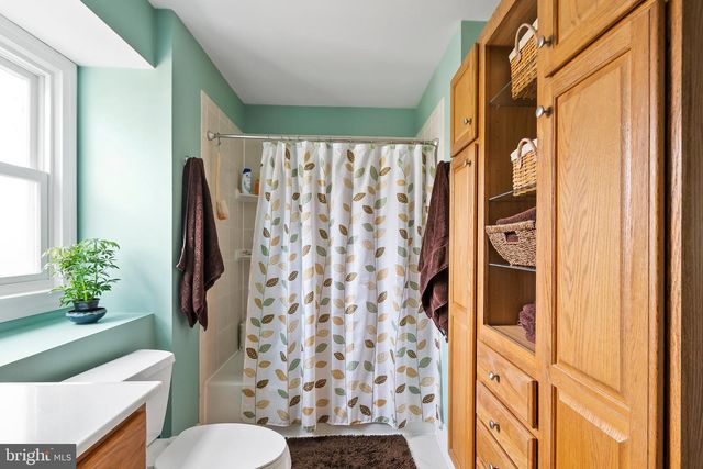 8816 ARLEY DR, Springfield, VA 22153