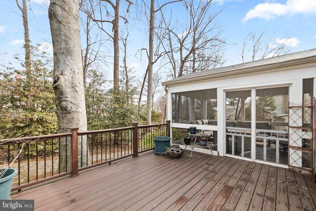 8816 ARLEY DR, Springfield, VA 22153