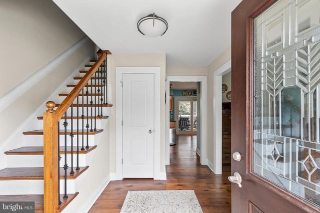 8816 ARLEY DR, Springfield, VA 22153