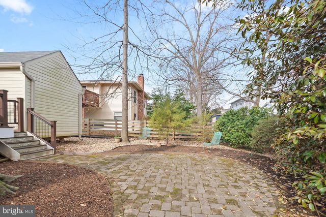 8816 ARLEY DR, Springfield, VA 22153