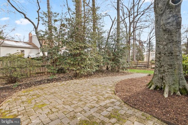 8816 ARLEY DR, Springfield, VA 22153