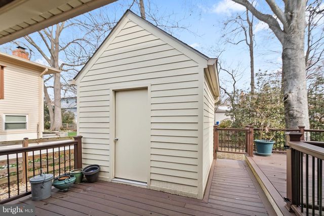 8816 ARLEY DR, Springfield, VA 22153