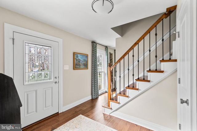 8816 ARLEY DR, Springfield, VA 22153