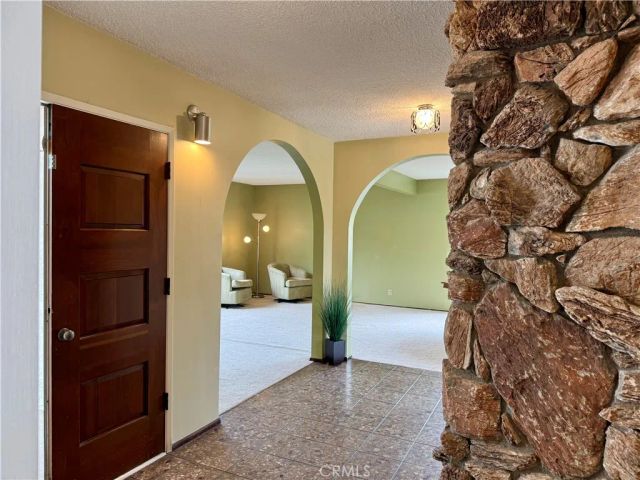 525 Fountain Springs, Glendora, CA 91741