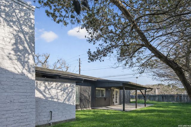 4110 Boros Dr, Corpus Christi, TX 78413