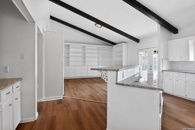 4110 Boros Dr, Corpus Christi, TX 78413