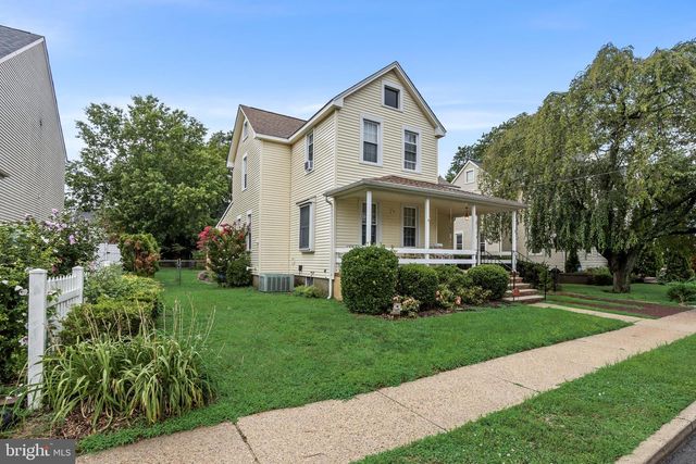 6 BUNTING AVE, Burlington, NJ 08016