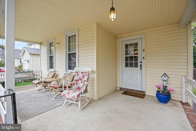 6 BUNTING AVE, Burlington, NJ 08016