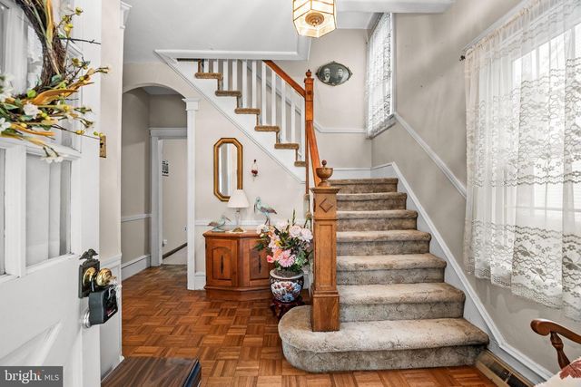 6 BUNTING AVE, Burlington, NJ 08016