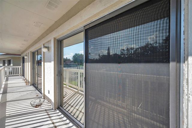 2937 BOUGH AVENUE D, Clearwater, FL 33760