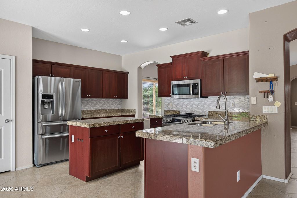 29788 W INDIANOLA Avenue, Buckeye, AZ 85396 — photo 5