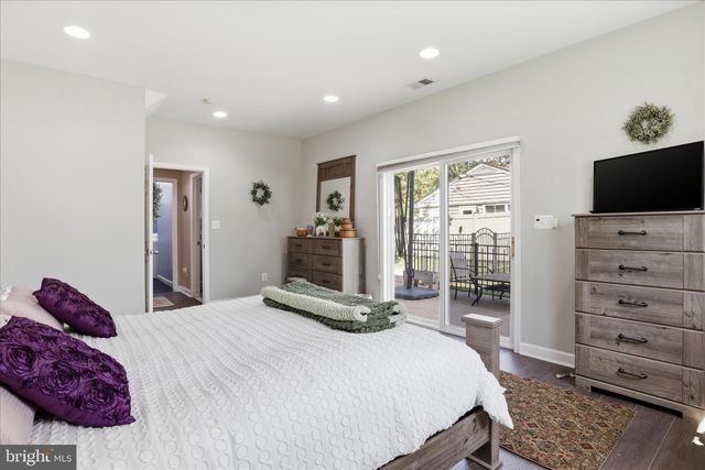 5202 GARNER ST, Springfield, VA 22151
