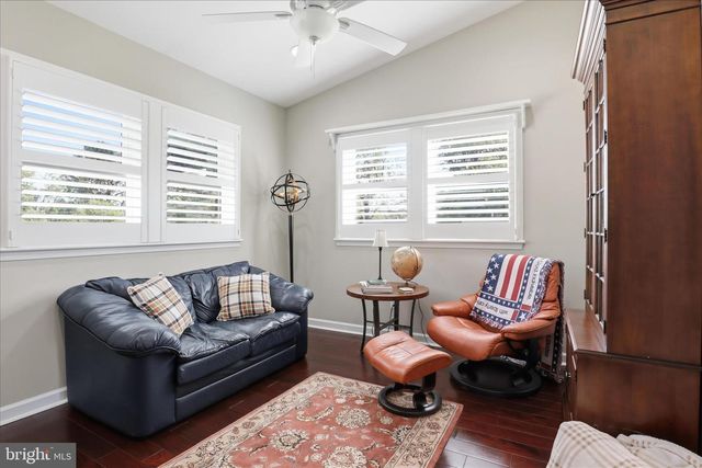 5202 GARNER ST, Springfield, VA 22151