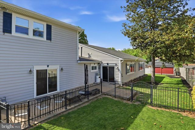 5202 GARNER ST, Springfield, VA 22151