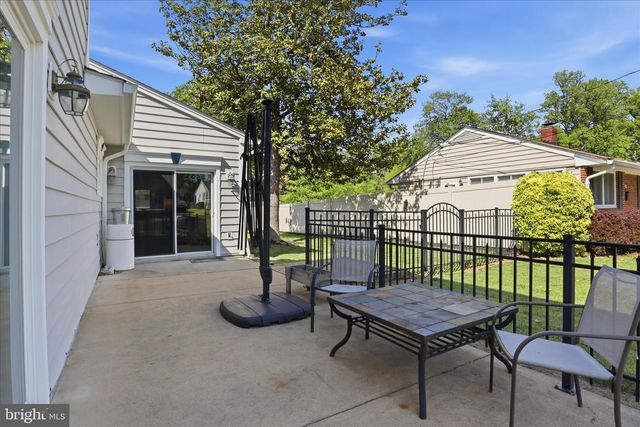 5202 GARNER ST, Springfield, VA 22151