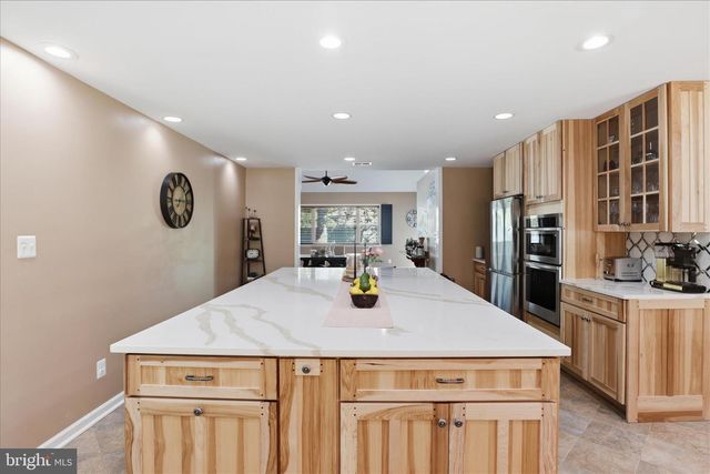 5202 GARNER ST, Springfield, VA 22151