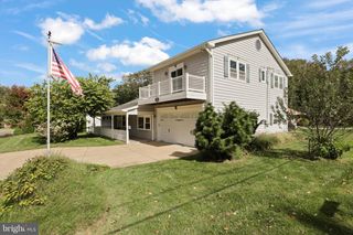 5202 GARNER ST, Springfield, VA 22151