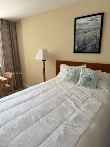 19201 Collins Avenue 348, Sunny Isles Beach, FL 33160