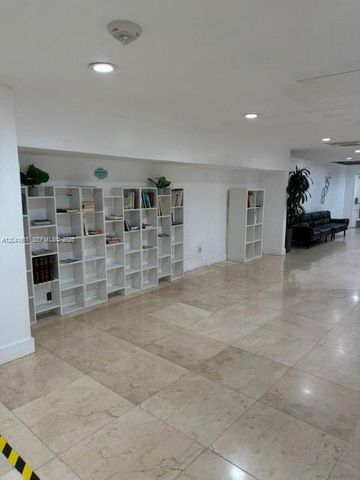 19201 Collins Avenue 348, Sunny Isles Beach, FL 33160