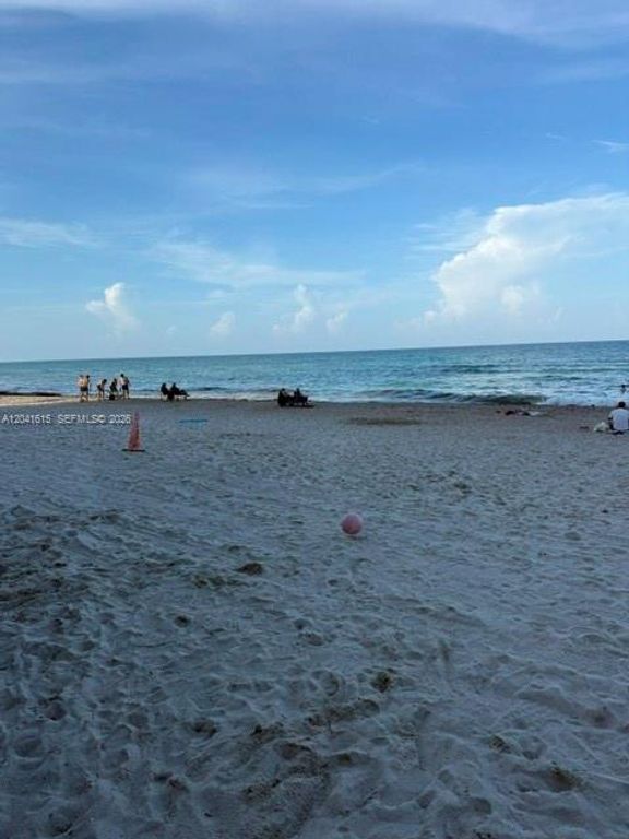 19201 Collins Avenue 348, Sunny Isles Beach, FL 33160