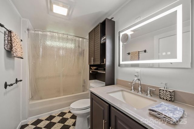 729 & 731 Don Felmet Road, Marshall, NC 28753