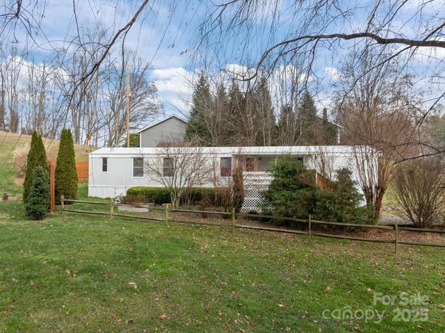 729 & 731 Don Felmet Road, Marshall, NC 28753