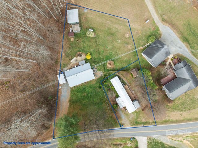 729 & 731 Don Felmet Road, Marshall, NC 28753