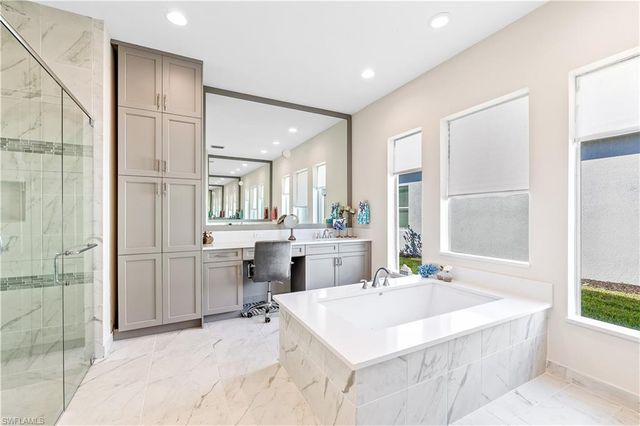 12047 Oleander AVE, Naples, FL 34120