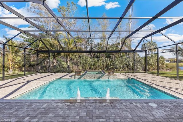 12047 Oleander AVE, Naples, FL 34120