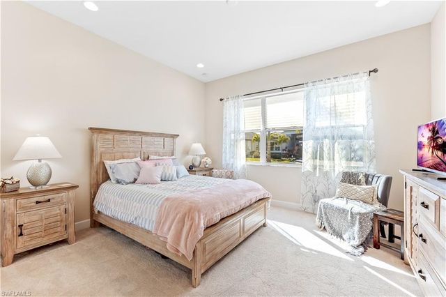 12047 Oleander AVE, Naples, FL 34120