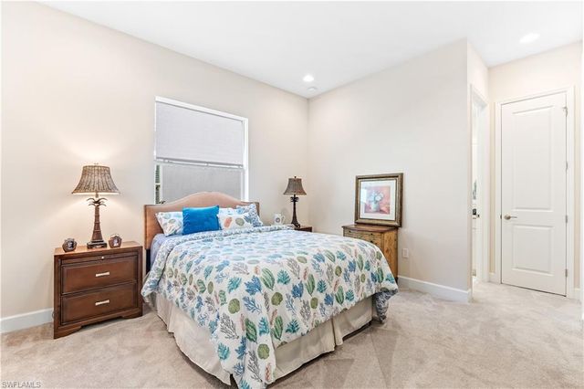 12047 Oleander AVE, Naples, FL 34120
