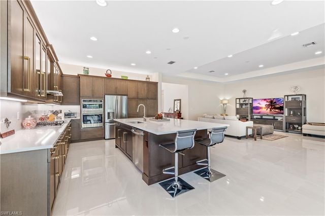 12047 Oleander AVE, Naples, FL 34120