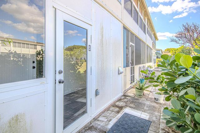 13 Northampton A A, West Palm Beach, FL 33417