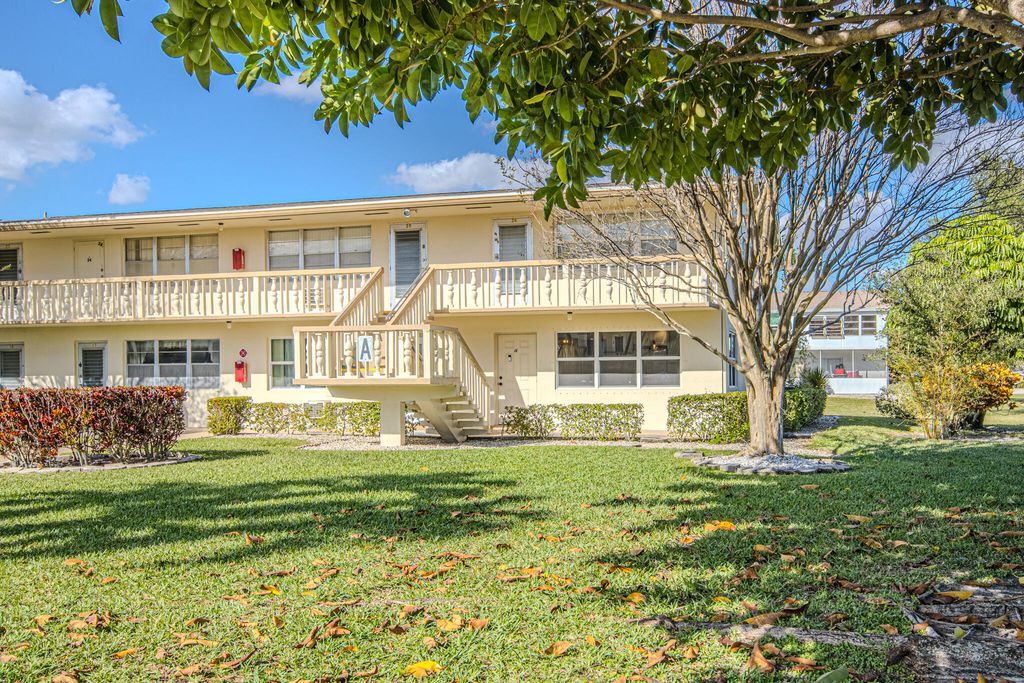 13 Northampton A A, West Palm Beach, FL 33417