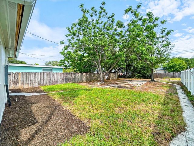 5021 9TH AVENUE S, Gulfport, FL 33707