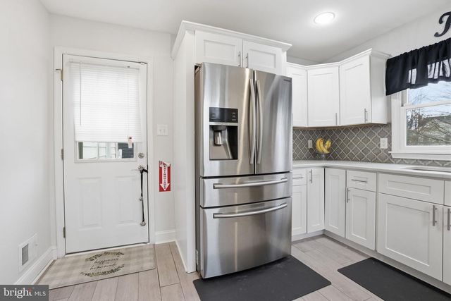 13 RHODE ISLAND AVE, Cherry Hill, NJ 08002