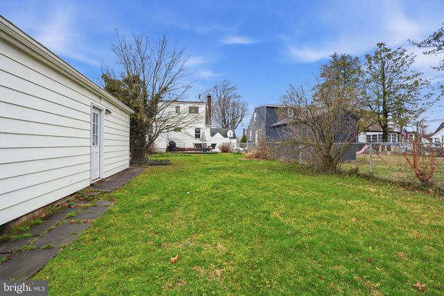 13 RHODE ISLAND AVE, Cherry Hill, NJ 08002