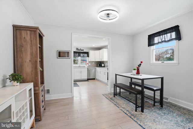 13 RHODE ISLAND AVE, Cherry Hill, NJ 08002