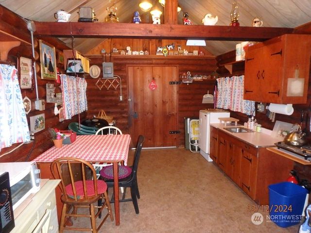 31015 W Whitehorse Drive, Arlington, WA 98223