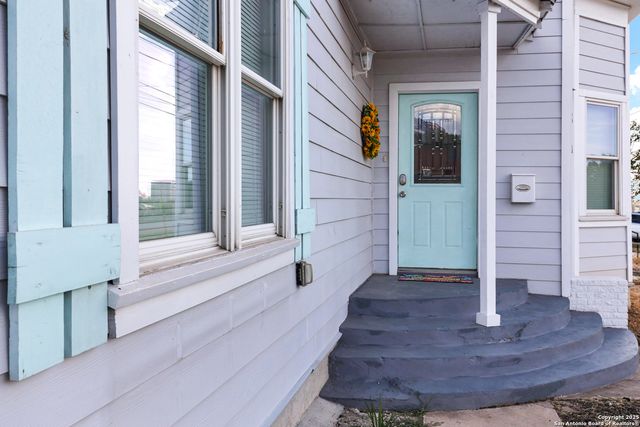 1814 N Interstate 35, San Antonio, TX 78208