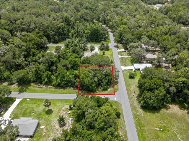 1074 W MAXIMILIAN PLACE, Citrus Springs, FL 34434