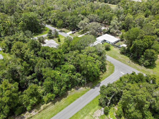 1074 W MAXIMILIAN PLACE, Citrus Springs, FL 34434