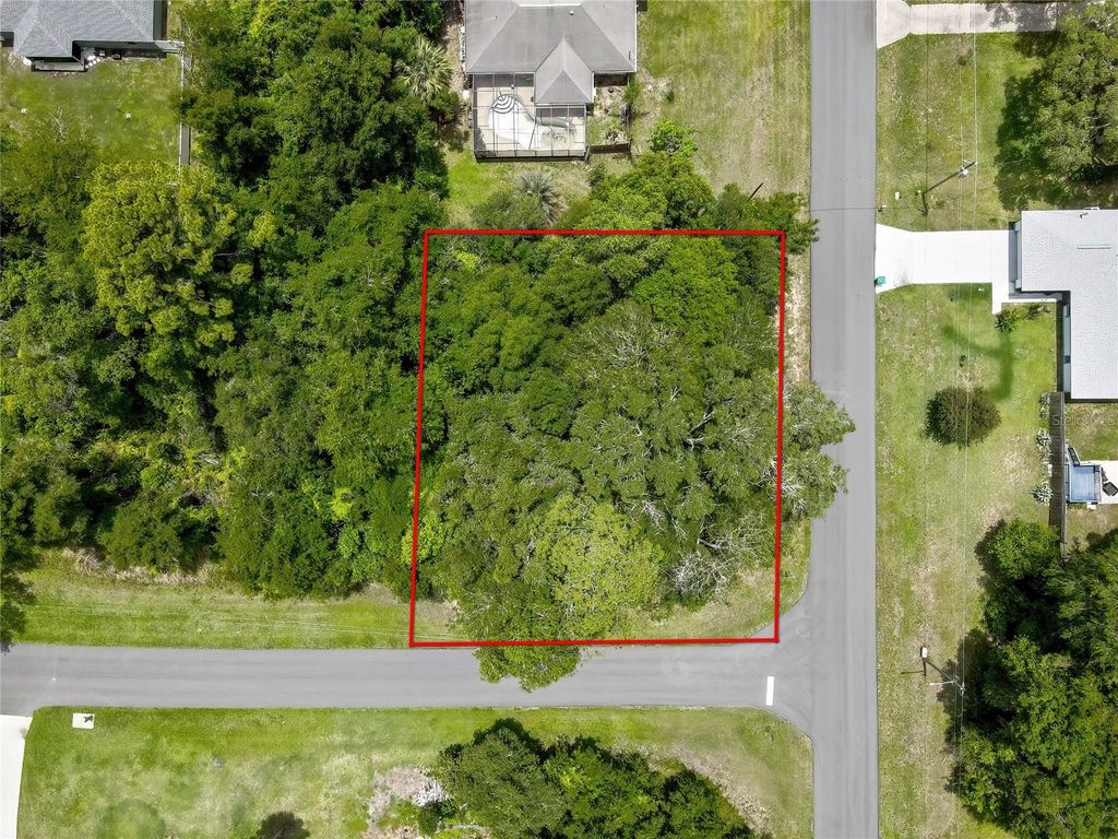 1074 W MAXIMILIAN PLACE, Citrus Springs, FL 34434