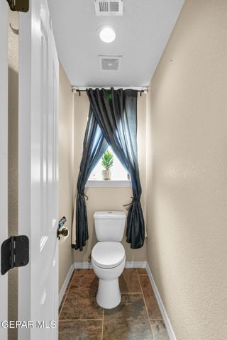 132 S MANZANITA Drive, El Paso, TX 79928