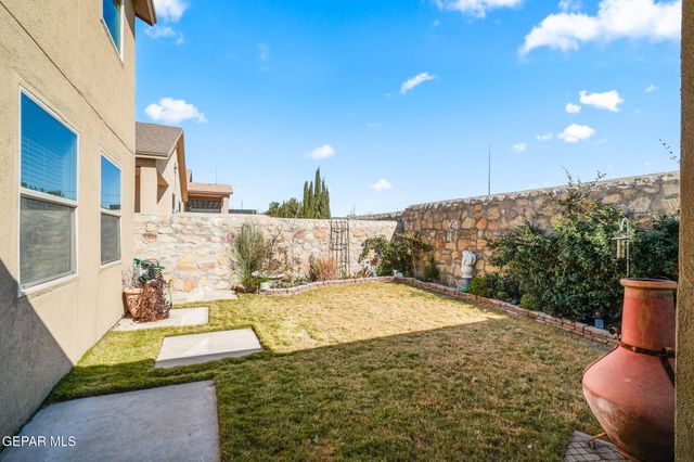 132 S MANZANITA Drive, El Paso, TX 79928