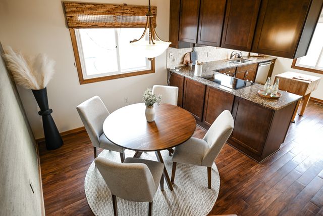 213 24th Street, West Des Moines, IA 50265