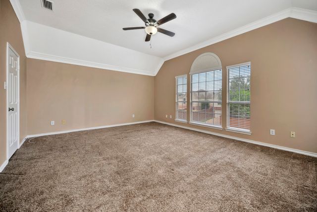 8704 Stonecrest Drive, Irving, TX 75063