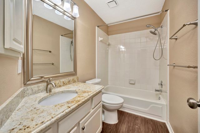 8704 Stonecrest Drive, Irving, TX 75063