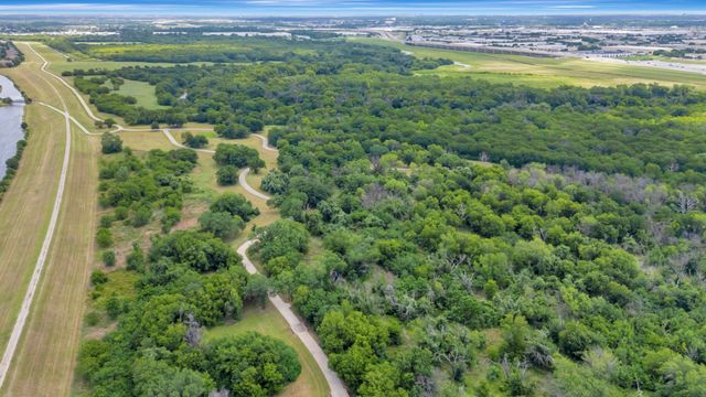 8704 Stonecrest Drive, Irving, TX 75063